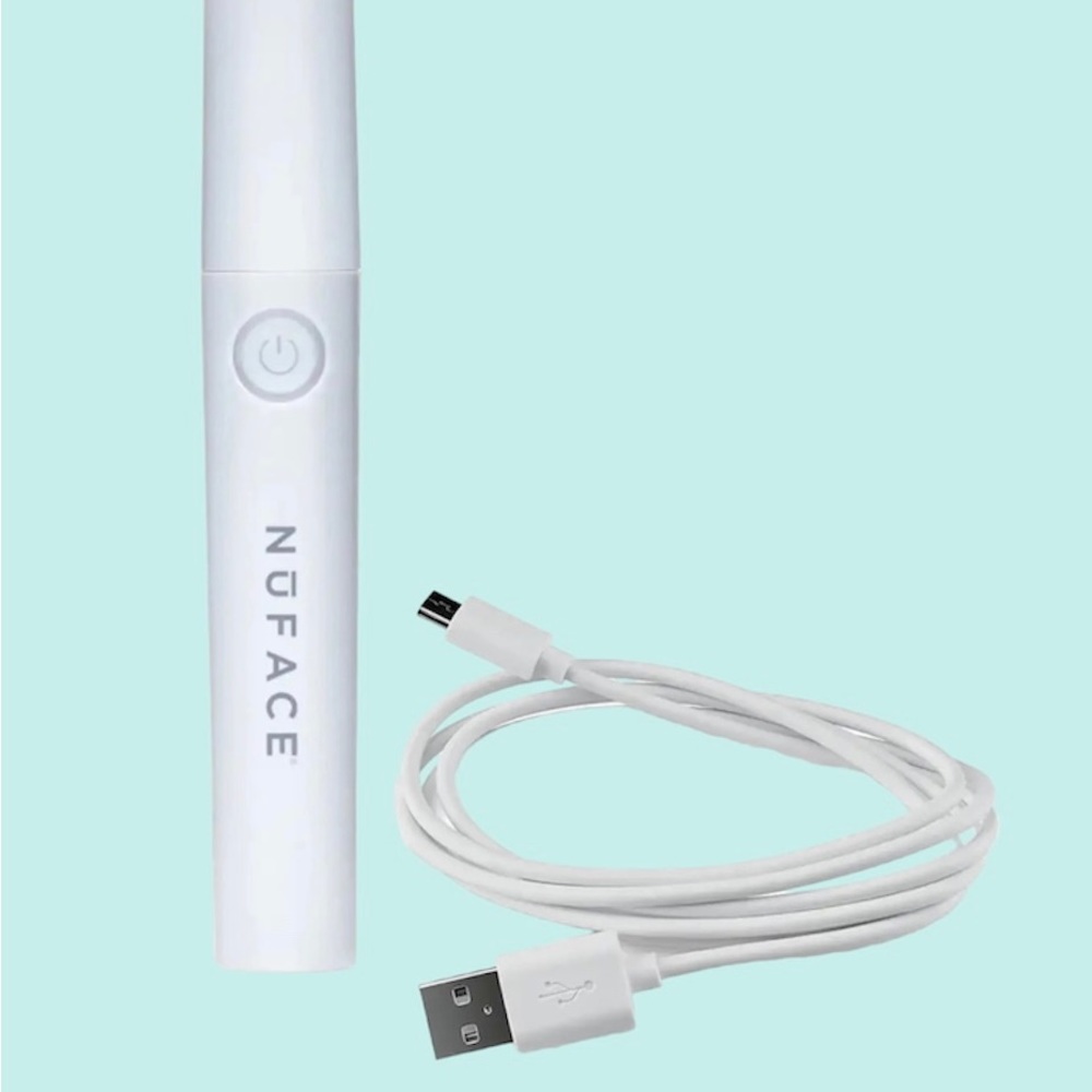 NuFACE FIX Line EYE Lips Face Smoothing Device FDA Cleared w/Starry Eyes masks